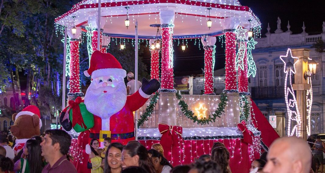 A Magia do Natal chegou à Serrinha com o lançamento oficial dos festejos na Praça Luiz Nogueira