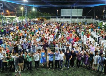 Durante encontro político, prefeito Cassinho apresenta pré-candidato que concorrerá à sua sucessão em Nova Soure-BA