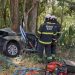 Três pessoas morrem após carro bater em árvore na  BA 101