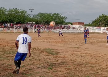 Coité: Chuvas em Tanque Novo não impedem realização do campeonato de futebol local