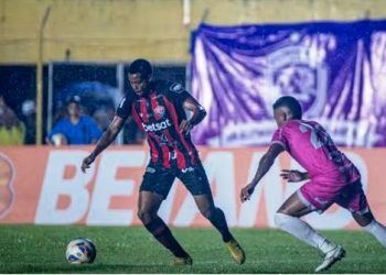 Barcelona de Ilhéus vence o Vitória de virada e assume liderança do Baianão 2024