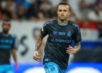 Vitória fecha com o meia-atacante Luan, ex-Grêmio e Corinthians