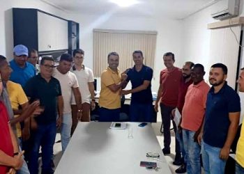 Falta de consenso no grupo força prefeito de Barrocas trocar pré-candidato à sucessão