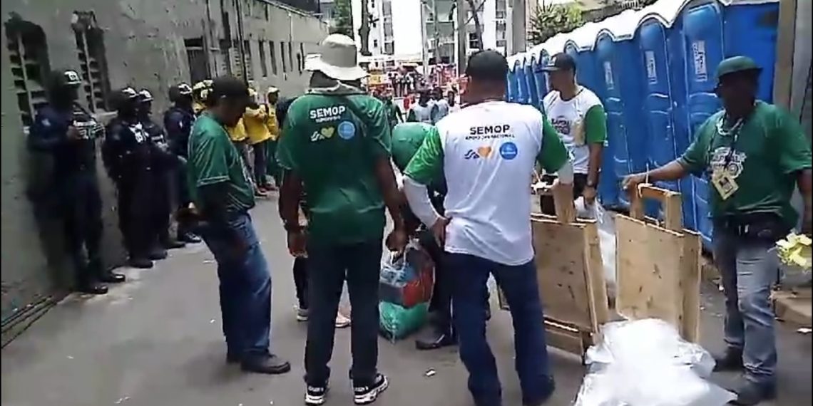 Salvador – Semop apreende 10 kg quilos de carne armazenada atrás de sanitários quimicos no Circuito Dodô 