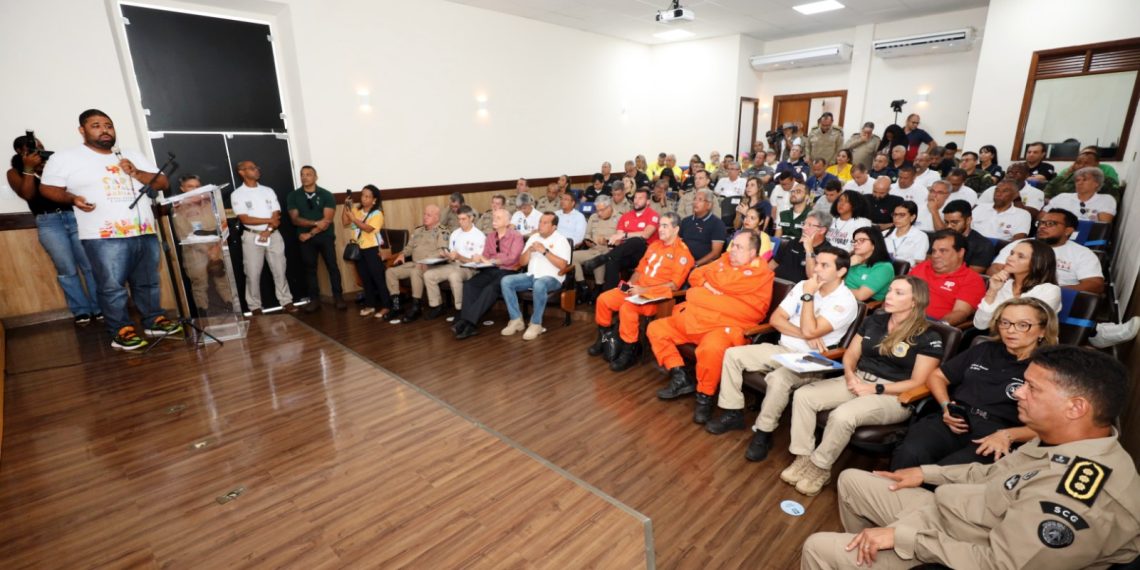 Festas de Carnaval em Salvador somam mais de nove milhões de foliões nas ruas