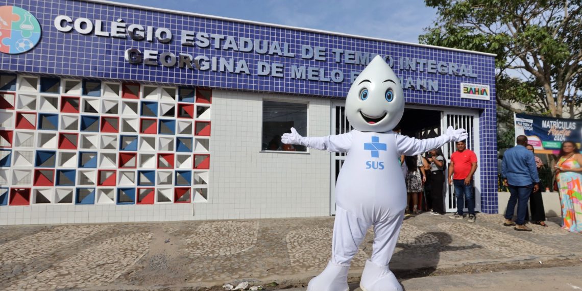 Sesab e SEC lançam projeto para vacinar estudantes nas escolas da rede estadual