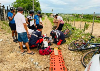 Ciclista sofre acidente na região da Serra do Mucambo e Águia Resgate presta socorro