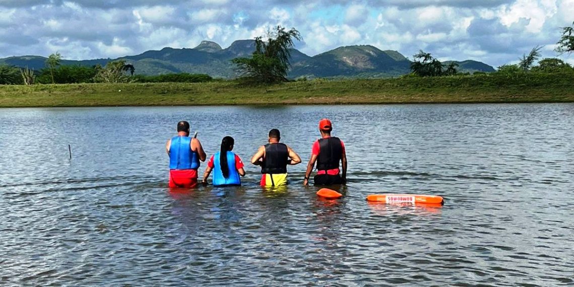 Brigada Anjos Jacuipenses resgata corpo de jovem vítima de afogamento em açude