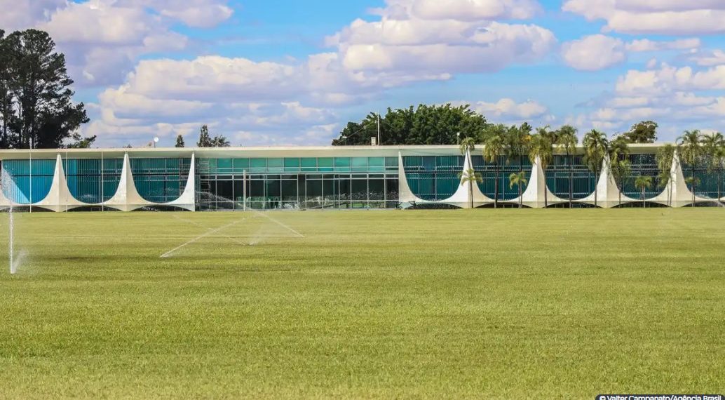 PF investiga tentativa de invasão do Palácio da Alvorada