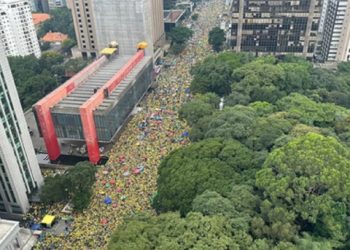 SP – Apoiadores de Bolsonaro fazem ato com pedido de impeachment de Lula e bandeira de Israel