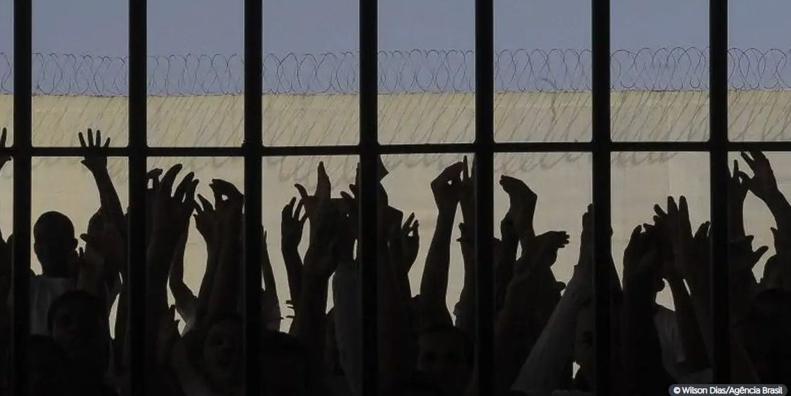 Comissão do Senado aprova fim do “saidão” para presos