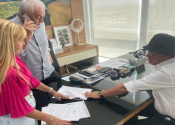 Pré-candidatos do PSD de R. do Jacuípe protocolam junto ao senador Otto Alencar, solicitação de requalificação das pontes dos rios Salgado e Sacraiú na região de Ponto Novo