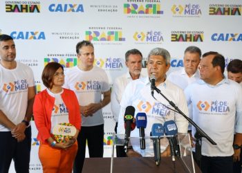 Governo do Estado formaliza adesão da Bahia ao programa Pé-de-Meia