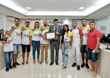Coité – Vereador Fagner Ferreira entrega Moção de Aplausos ao Santos da Ladeira pela conquista do titulo do campeonato de Tanque da Lage