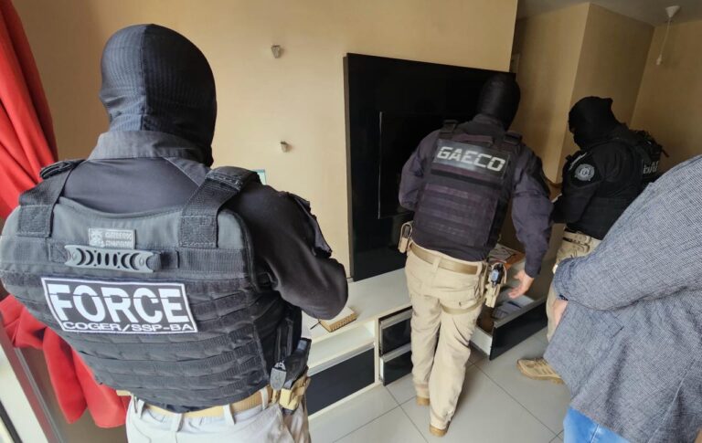 ‘Operação Olossá’: PMs investigados teriam exigido mais de R$ 200 mil de integrante de facção criminosa