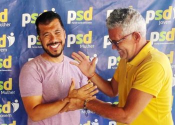 Queimadas: ex-vereador Valmir Coxinha deixa a base do prefeito e declara apoio a Ricardo do Supermercado