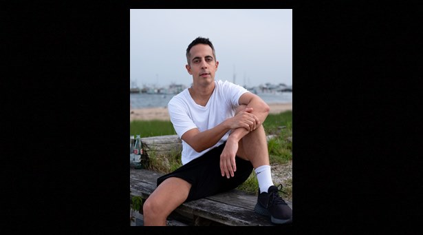 Autor internacional, Abdi Nazemian estará na Bienal do Livro Bahia