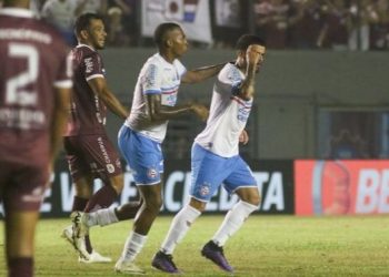 Copa do Brasil: no sufoco, Bahia passa para terceira fase após derrotar o Caxias nos pênaltis