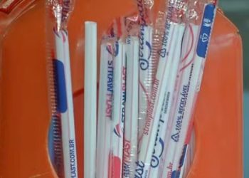 Prefeitura sanciona lei que proíbe fornecimento de canudos plásticos em Salvador