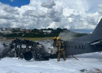 MG – Duas pessoas morrem e uma fica ferida em queda de avião da PF
