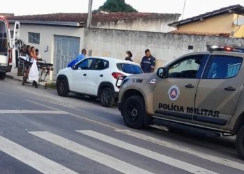 Menina de 4 anos morre após ser esquecida dentro de carro