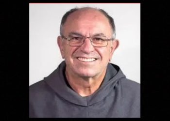 PR – ‘Estado de saúde delicado’, diz hospital sobre padre internado após sofrer acidente em frente à igreja onde celebraria missa