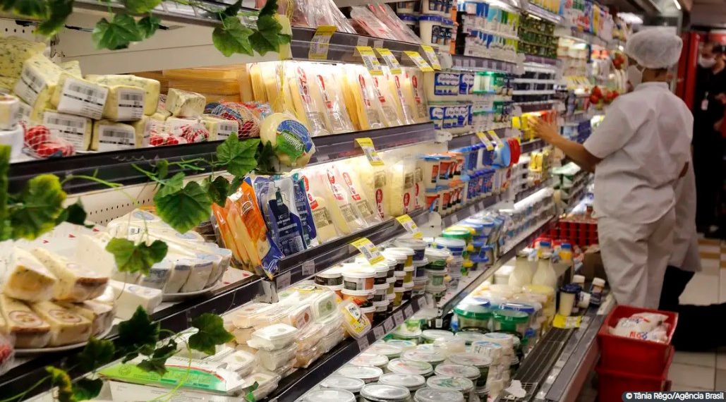 Anvisa: 28% dos alimentos industrializados têm sódio em excesso