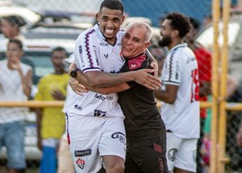Baianão: Vitória vence o Barcelona em Ilhéus e abre grande vantagem para o jogo de volta