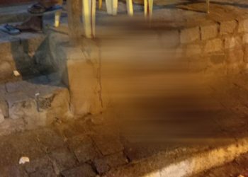 Homem com tornozeleira eletrônica é morto a tiros em bar