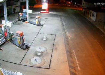 Um dos envolvidos em assaltos contra postos de combustíveis é preso. Polícia está em diligência à procura do comparsa