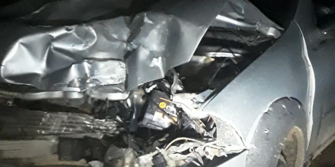 Colisão envolvendo carro e motocicleta deixa um morto