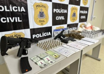 Integrante de grupo criminoso é localizado em Sapeaçu com fuzil e pistola de fabricação turca