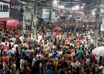Coité Folia – Multidão lota Circuito Daudeth Santana na segunda noite do Coité Folia que teve Xand Avião como destaque