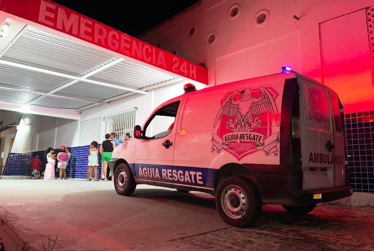 Águia Resgate presta socorro a homem vítima de espancamento pelo próprio filho