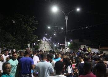 População de Ichu faz grande festa pela inauguração da nova Avenida Elvira Freitas