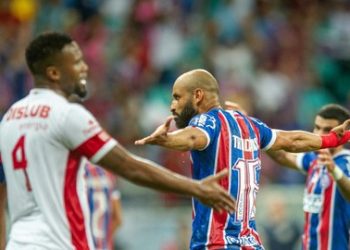 Copa do NE: Bahia desencanta no 2° tempo, faz 3 a 0 no Náutico e avança para semifinal