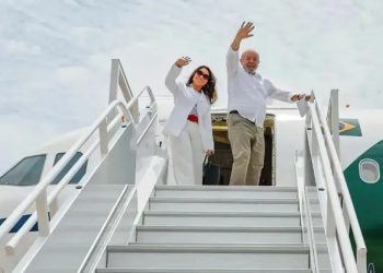 Lula gastou quase três vezes mais que Bolsonaro em viagens internacionais com cartão corporativo em 2023