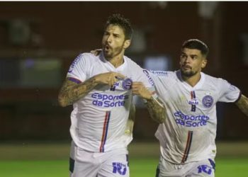 Brasileirão: Bahia marca dois gols em três minutos e arranca empate com o Vitória no Barradão