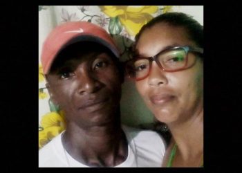 Homem mata esposa com tiro de espingarda, recarrega a arma e tira a própria vida