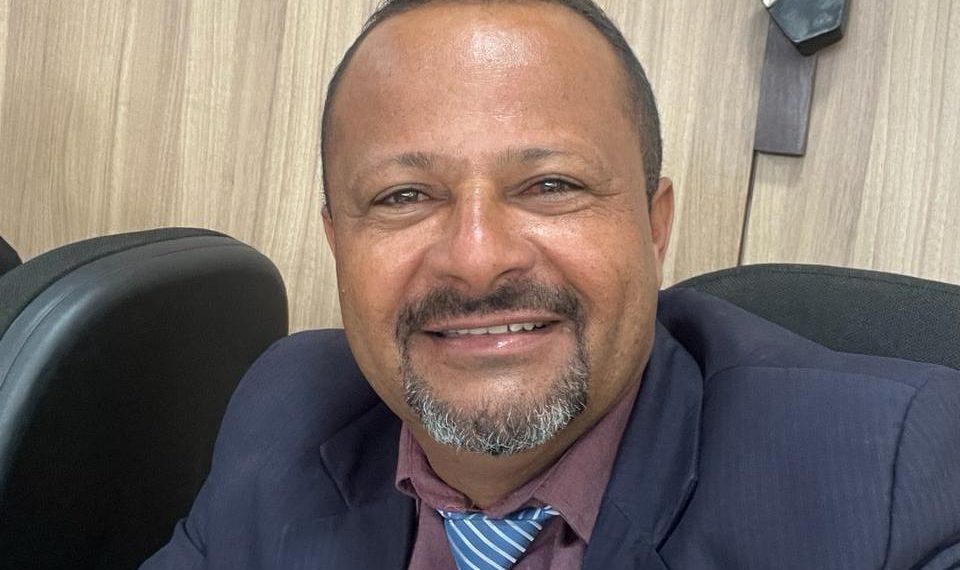 Câmara Municipal de Santaluz tem contas aprovadas pelo TCM; presidente Sérgio Suzart comemora