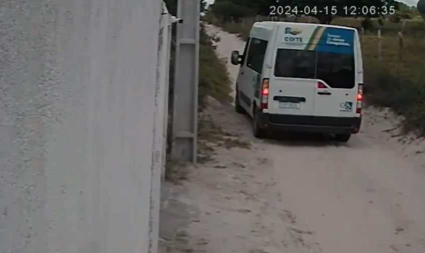 Criança atropelada por van; Prefeitura garante que vem dando o suporte necessário e irá demitir os servidores envolvidos