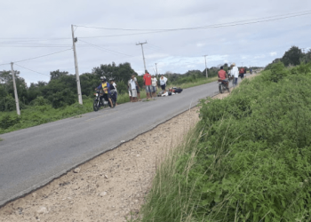 Colisão entre moto e caminhão deixa um morto na BA-130