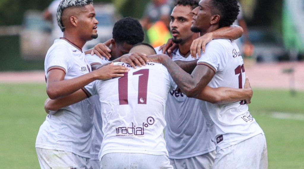 Série D – Jacuipense sofre sufoco, mas vence a Juazeirense e entra no G4