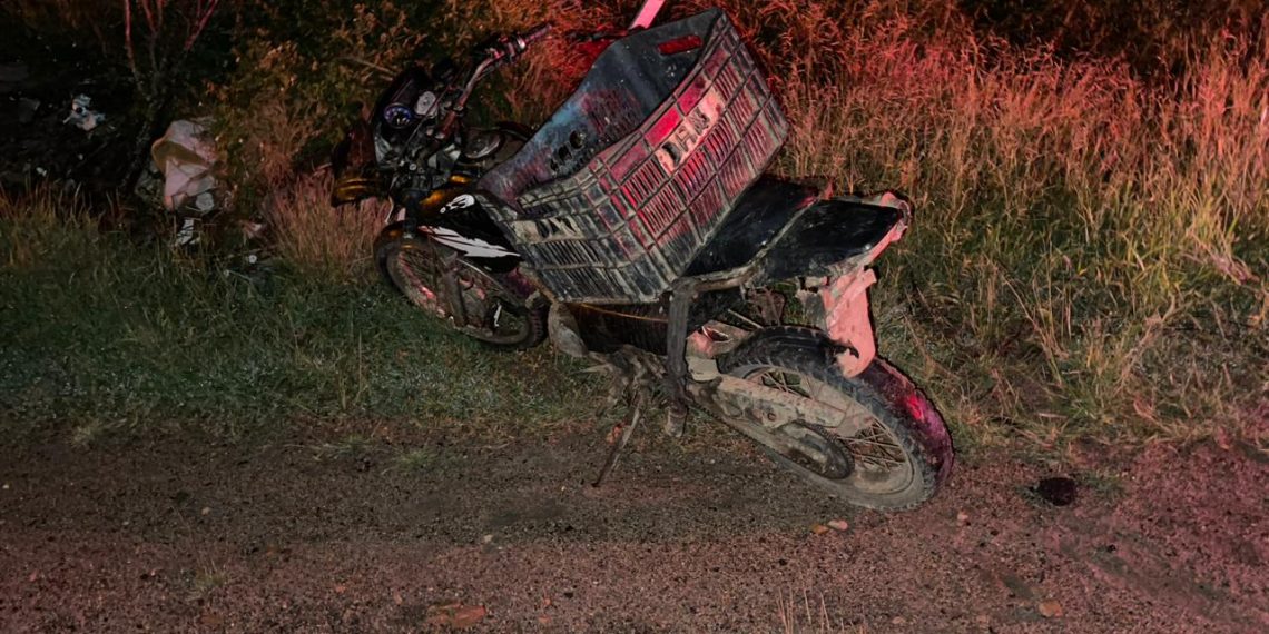 Homem fica ferido após moto que pilotava ser atingida por carro da prefeitura de Santaluz