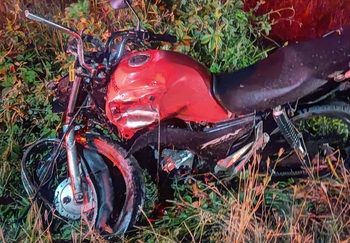 Colisão entre motos deixa dois mortos e um gravemente ferido na BA-120