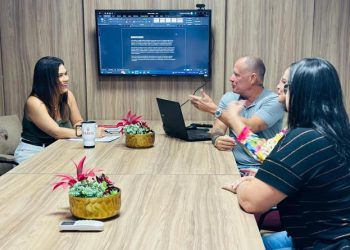 Faresi firma parceria com servidores públicos municipais de Conceição do Coité