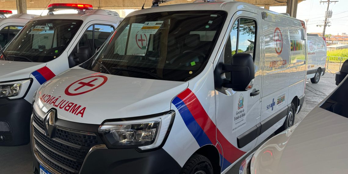 Serrinha recebe nova ambulância via emenda parlamentar do deputado licenciado Osni Cardoso