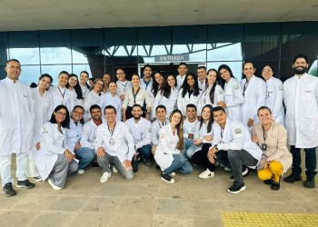 FARESI – Alunos do Curso de Medicina têm visitado importantes setores de saúde na região