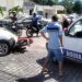 Estudante sofre ferimentos leves após moto ser atingida por carro em cruzamento próximo ao Hospital Português