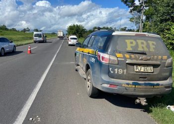 Operação conjunta da PRF, PMBA e PCBA na BR 324 prende quadrilha suspeita de sequestrar empresário em Feira